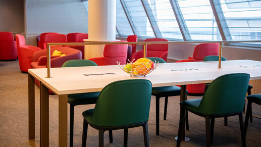 Zurich terminal 1 lounge three hours, , hi-res