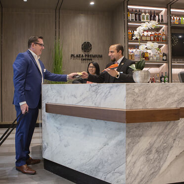 Dallas three hours lounge access, , hi-res