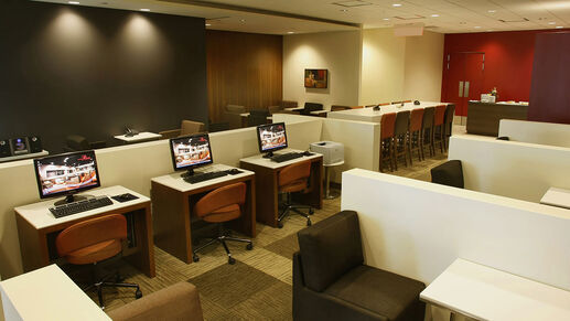 Toronto two hours lounge access, , hi-res